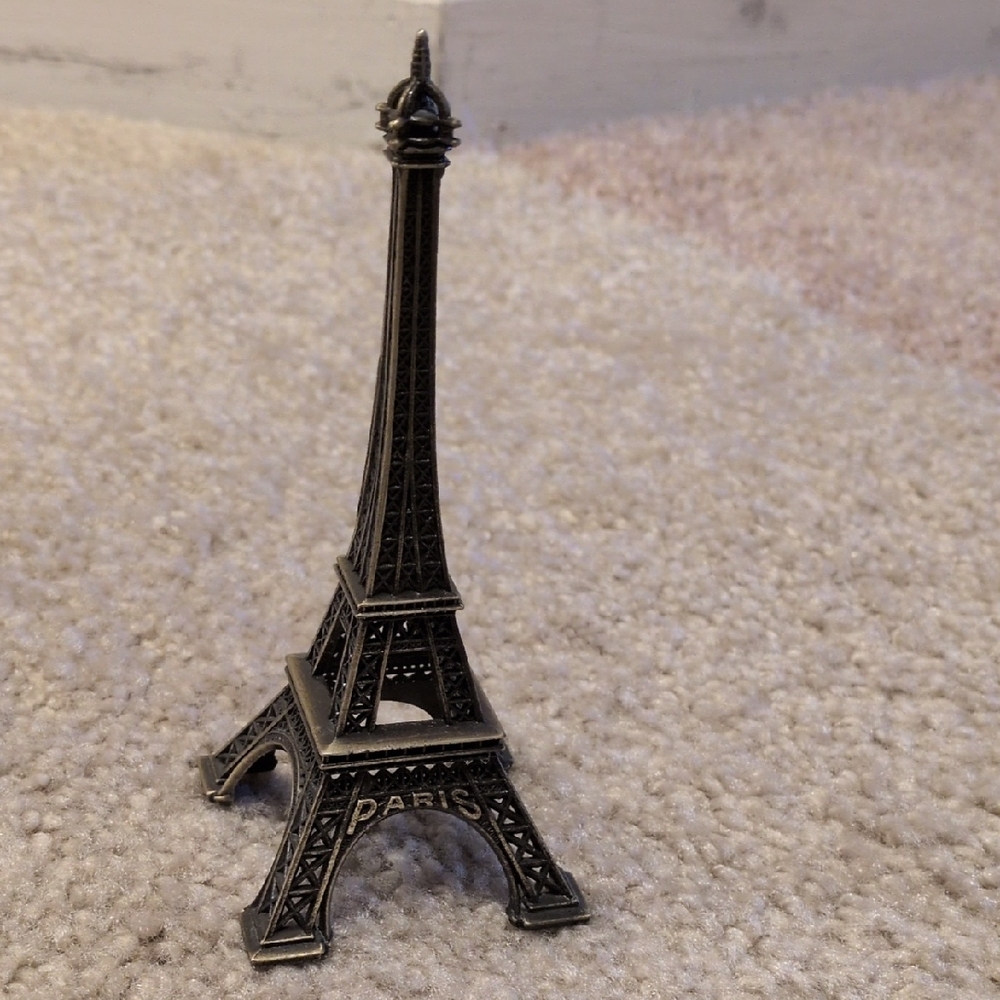 Silver Eiffel Tower Figurine